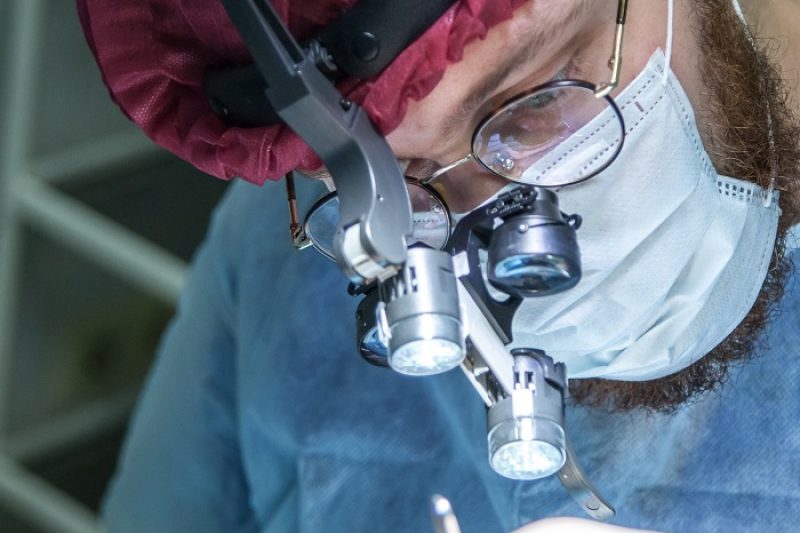 How to Choose the Right Surgeon for Your Cosmetic Procedure